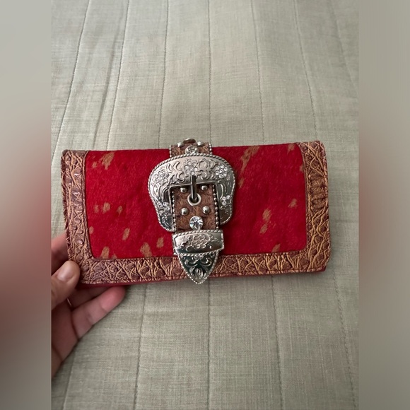 Western Flashy Red Wallet - Picture 1 of 3